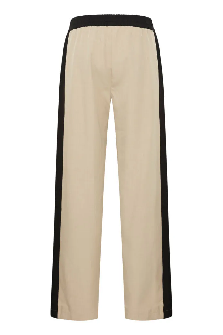 B young idde Pants