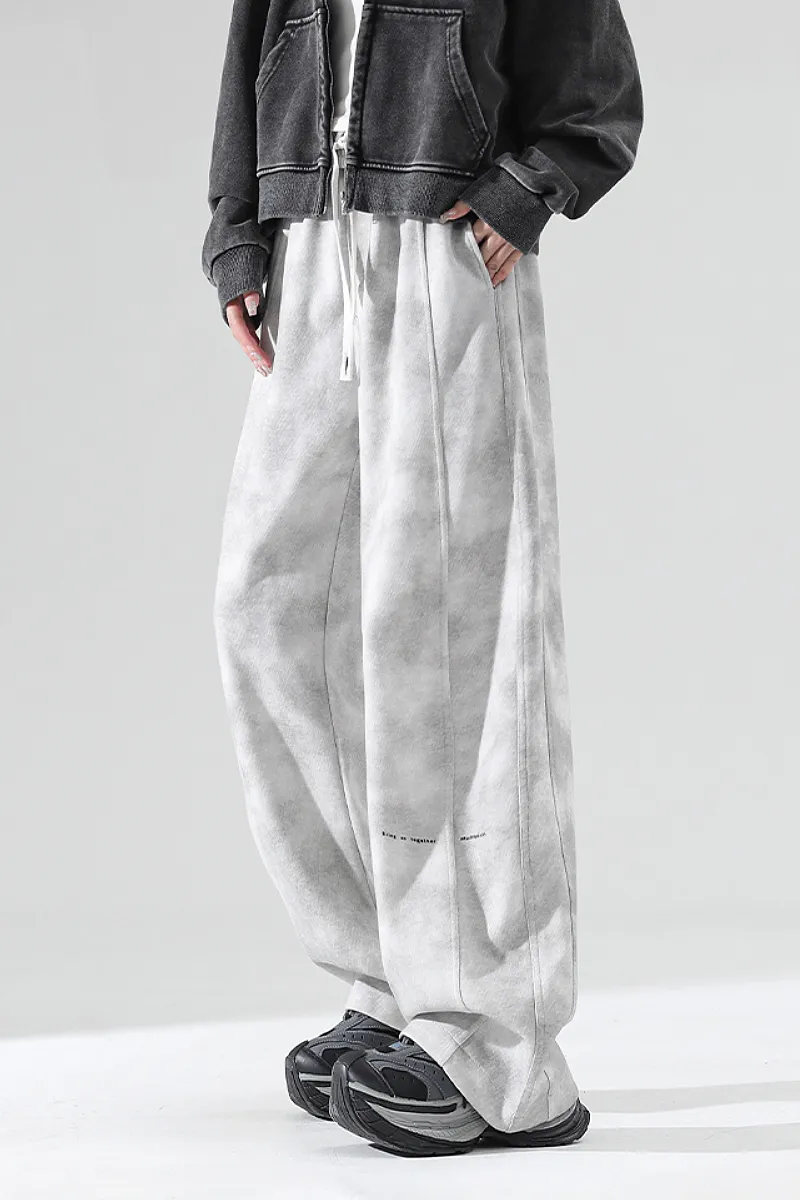 Baggy Low-Rise Wide-Leg Fleece Sweatpants