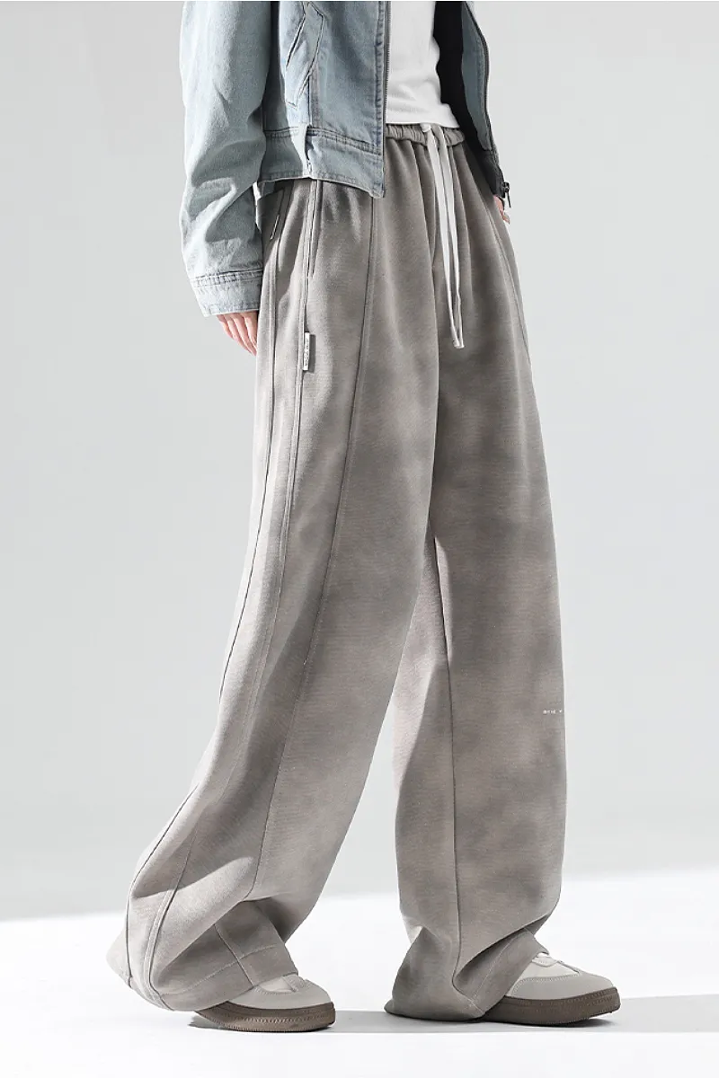 Baggy Low-Rise Wide-Leg Fleece Sweatpants