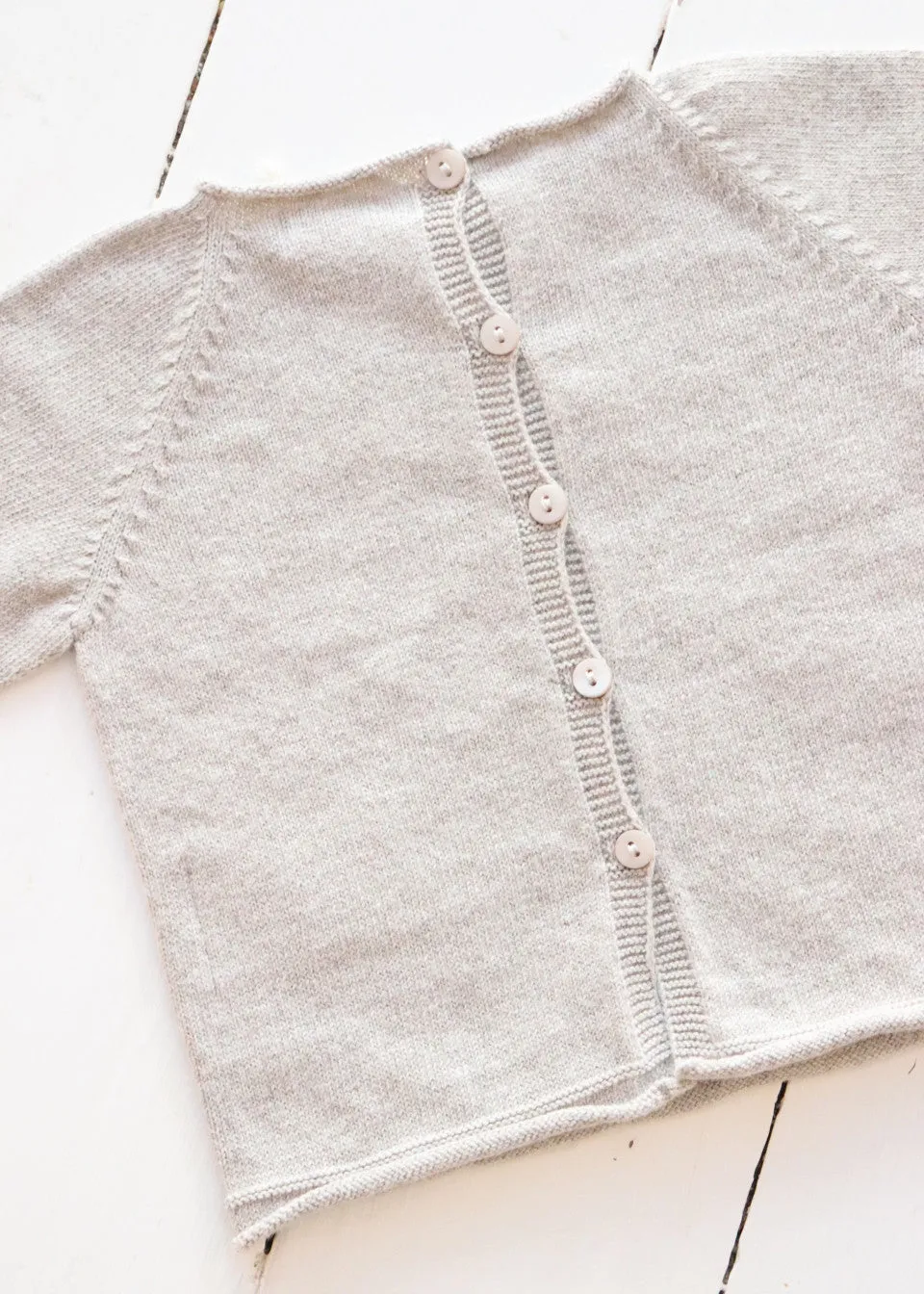 Knitted Sweater/Cardigan