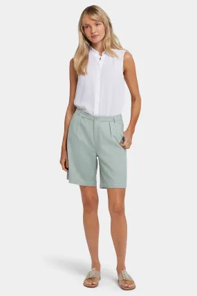 Relaxed Shorts  In Stretch Linen | Tomatillo