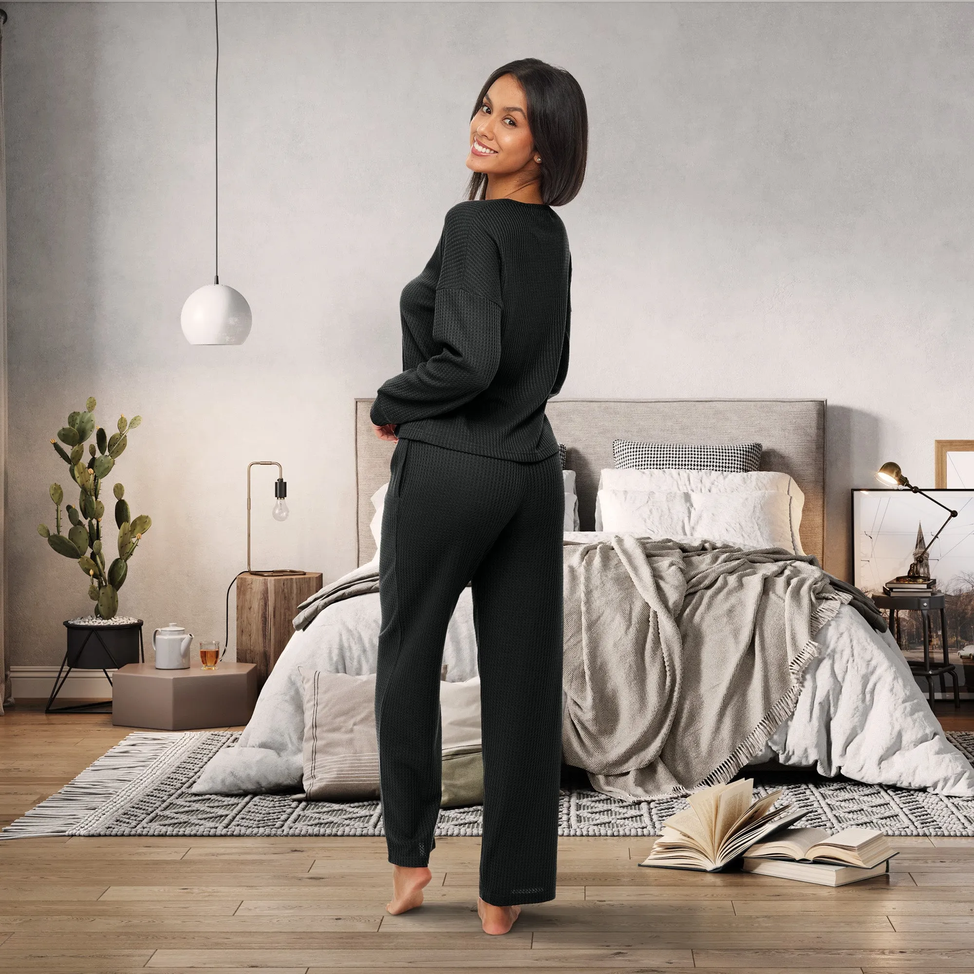 Women's Knit Pajamas Set with Pockets, Drop Shoulder Sleepshirt and Pajama Pants